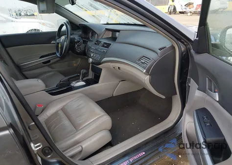 2009 Honda Accord 2.4 Ex-L from USA, damaged, VIN JHMCP26839C017807